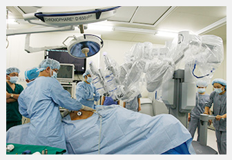 비뇨기과 로봇 전립선적출수술 시술장면